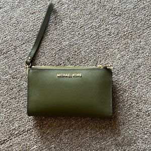 Michael Kors wristlet